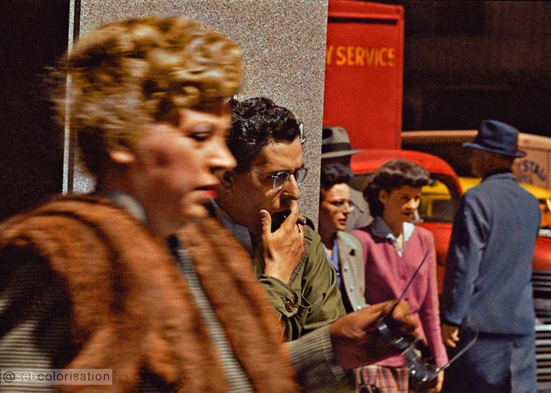 A man waiting outside Florsheim Shoes in New York City photographed by a 19-year-old Stanley Kubrick in 1947